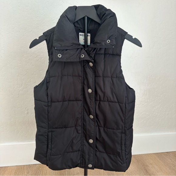 Old Navy Jackets & Blazers - Old Navy Quilted Black Puffer Vest with button and zipper accents. Size Small.